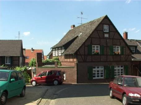 Liedberg : Schloßstraße, Historischer Ortskern